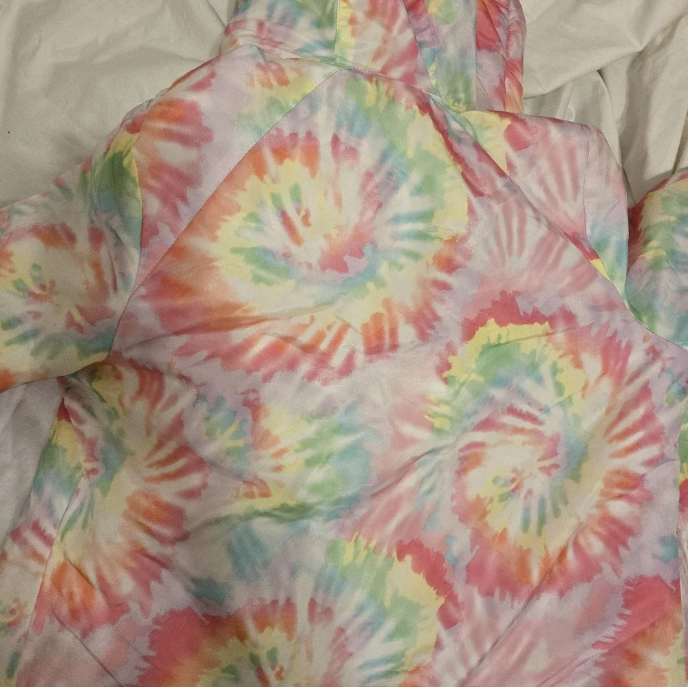 Place Colorful Tie-Dye Puffer Jacket with Pink Interior